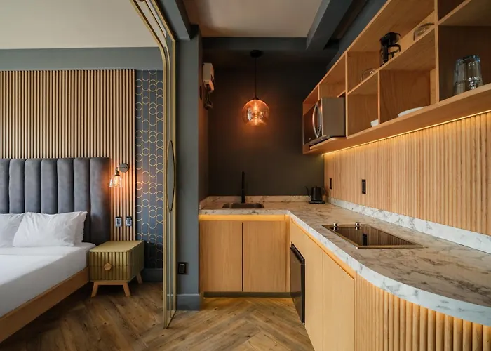 Hotel Pandora House *